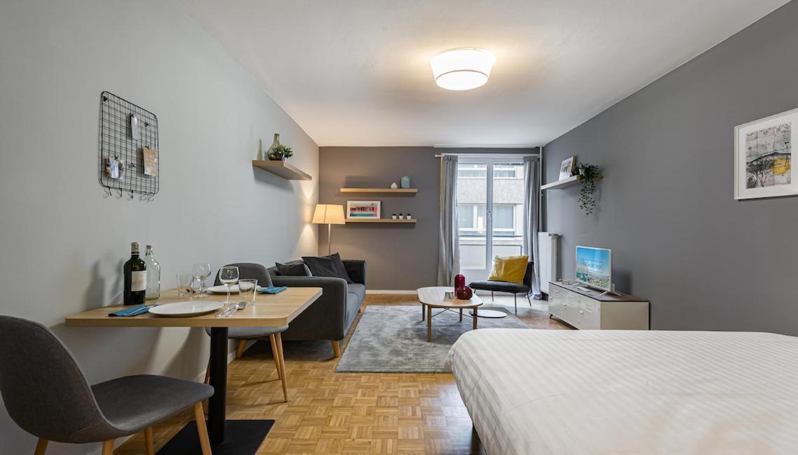Richemont By Homenhancement Apartment