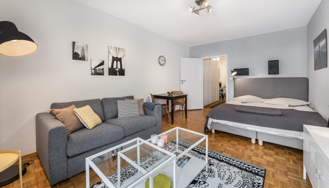 Richemont 7 - Self Check In By Homenhancement * Geneva