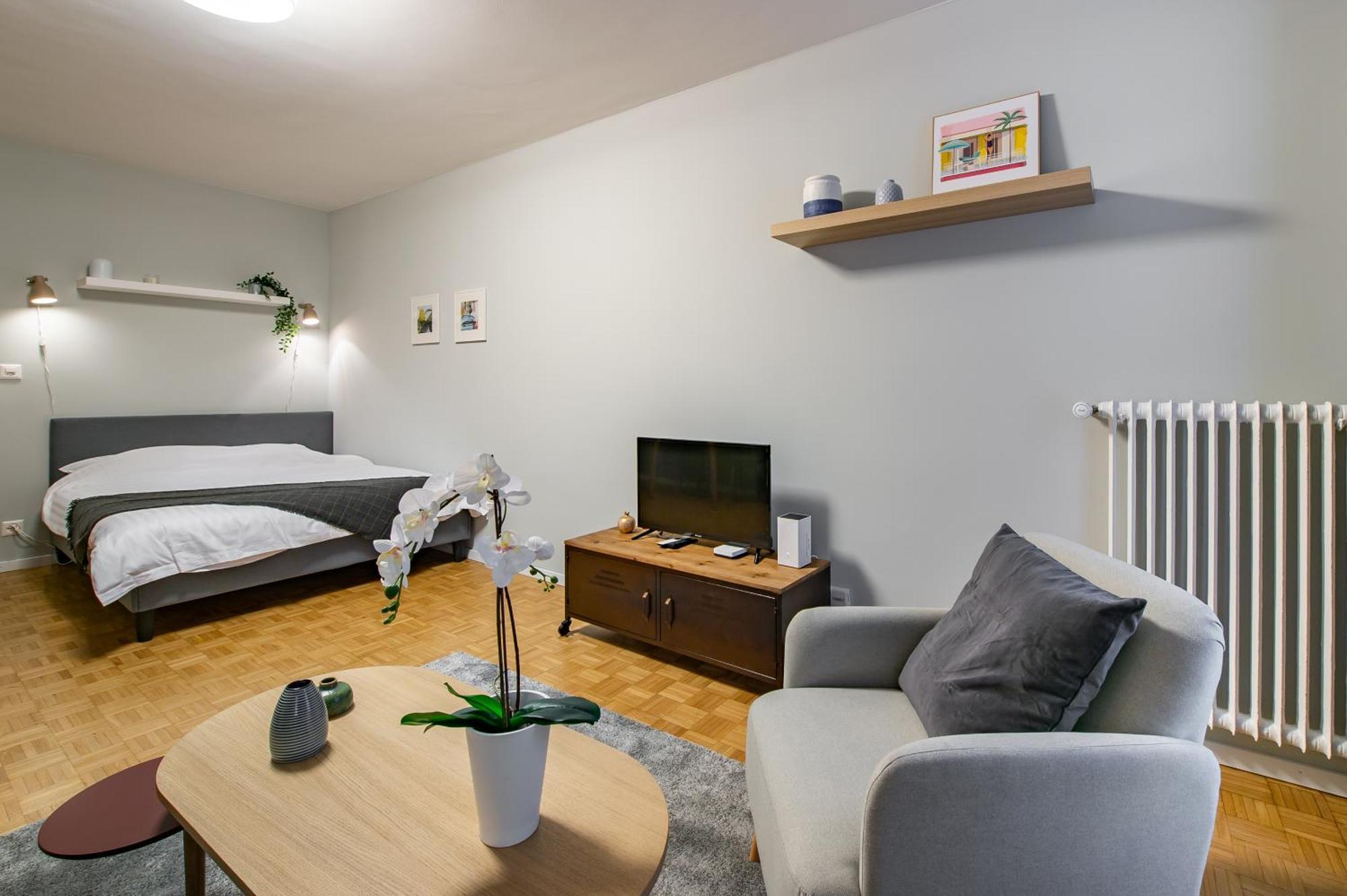 Apartment Richemont 7 - Self Check In By Homenhancement Geneva