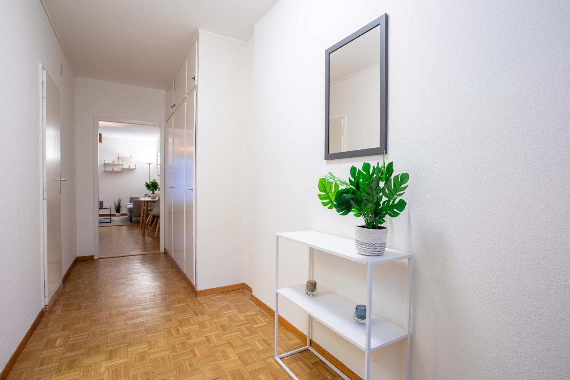 Richemont 7 - Self Check In By Homenhancement *