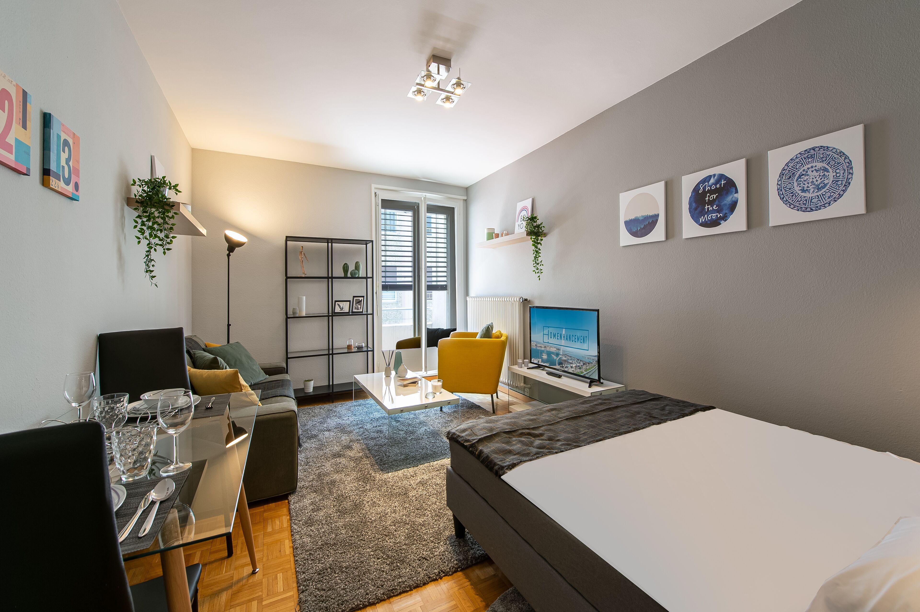 Richemont 7 - Self Check In By Homenhancement