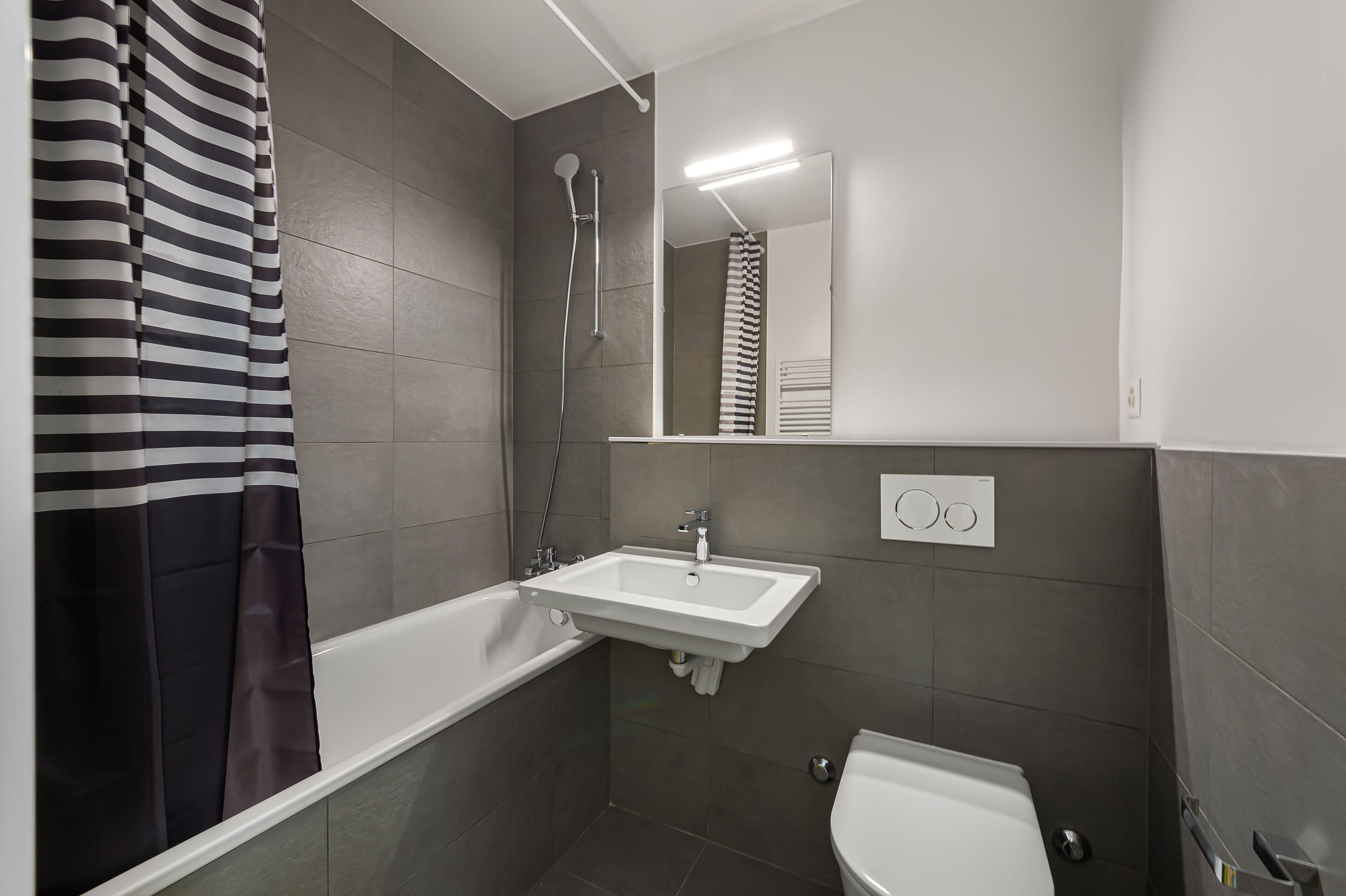 Apartment Richemont 7 - Self Check In By Homenhancement *